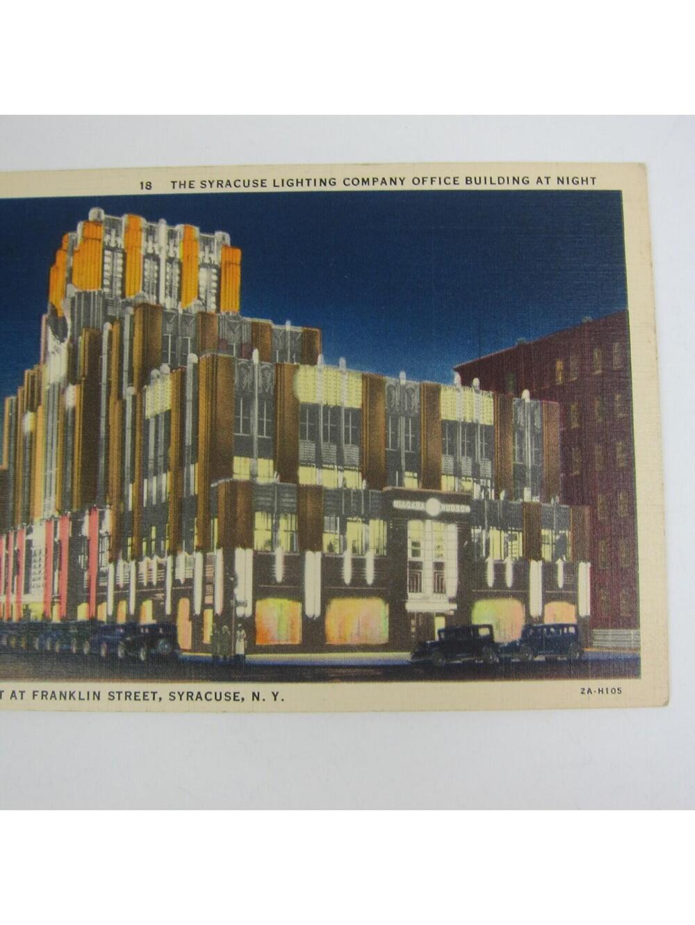 Linen Postcard New York Syracuse Lighting Company Building at Night Vintage 1940 - Picture 9 of 12